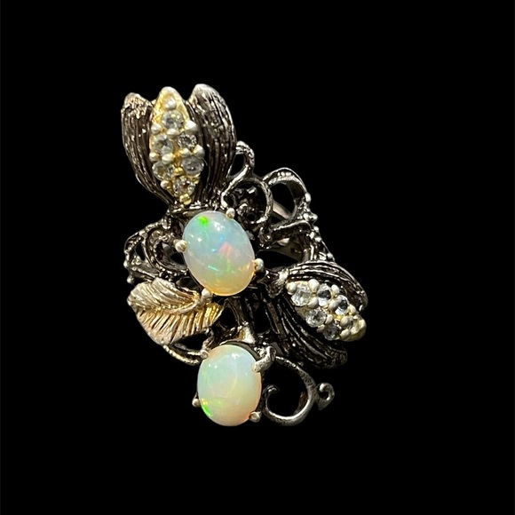 Magical sterling and opal ring - Picture 2 of 4